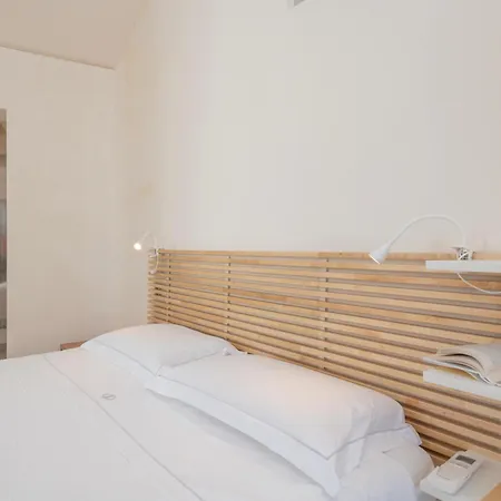 Riva Mediterranea Будинок відпочинку Отранто