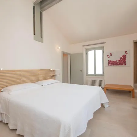 Riva Mediterranea Casa vacanze *