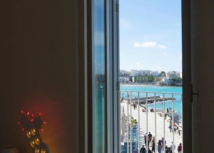 Riva Mediterranea أوترانتو